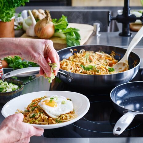 GreenPan Geneva Wokpan 28 cm RVS/Zwart