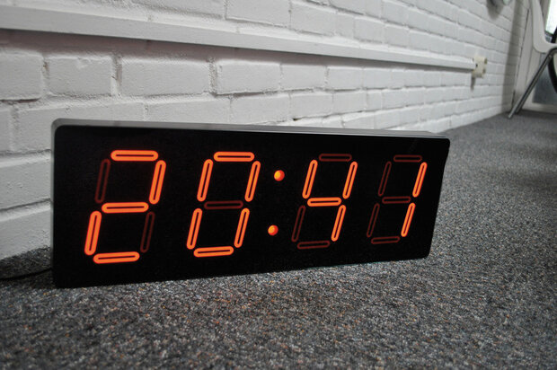 NeXtime NE-3059 Wandklok 51.5 X 18 X 4.5 Cm, Plastic, 'Big D'