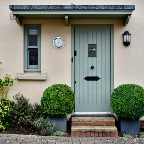 NeXtime NE-4302GA Buitenthermometer 22CM Metaal Gegalvaniseerd Lily